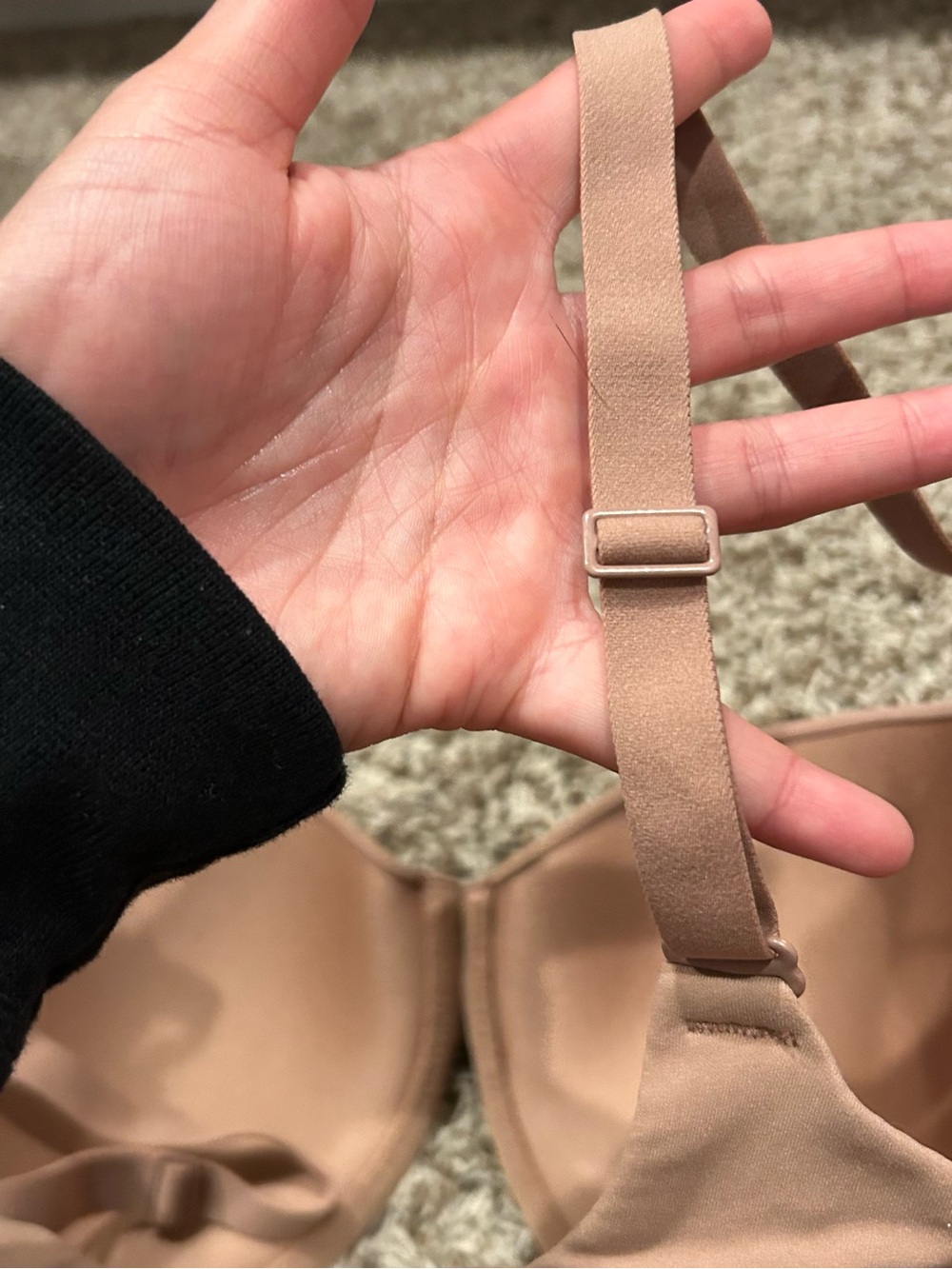 SKIMS Nude Bra - Picture 11 of 11